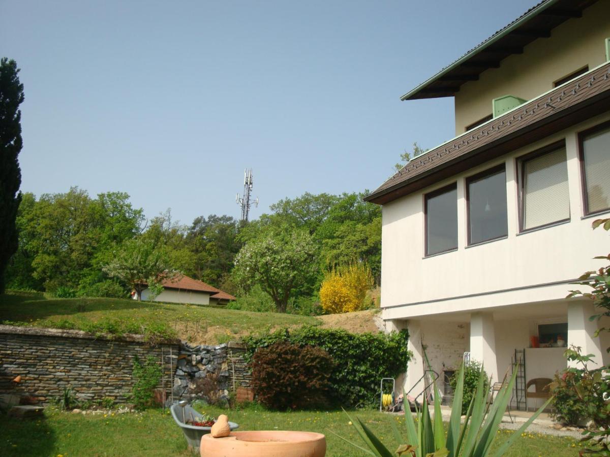 Haus Camelia Bed and Breakfast Bad Tatzmannsdorf Eksteriør billede