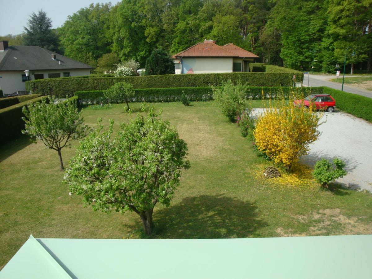 Haus Camelia Bed and Breakfast Bad Tatzmannsdorf Eksteriør billede